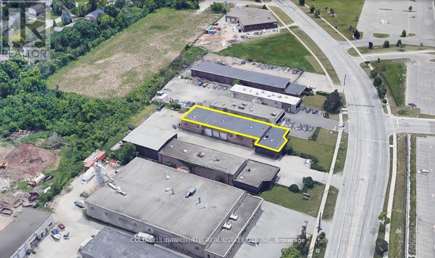 2120 Speers Road, Oakville, Ontario  L6L 2X8 - Photo 2 - W12923812