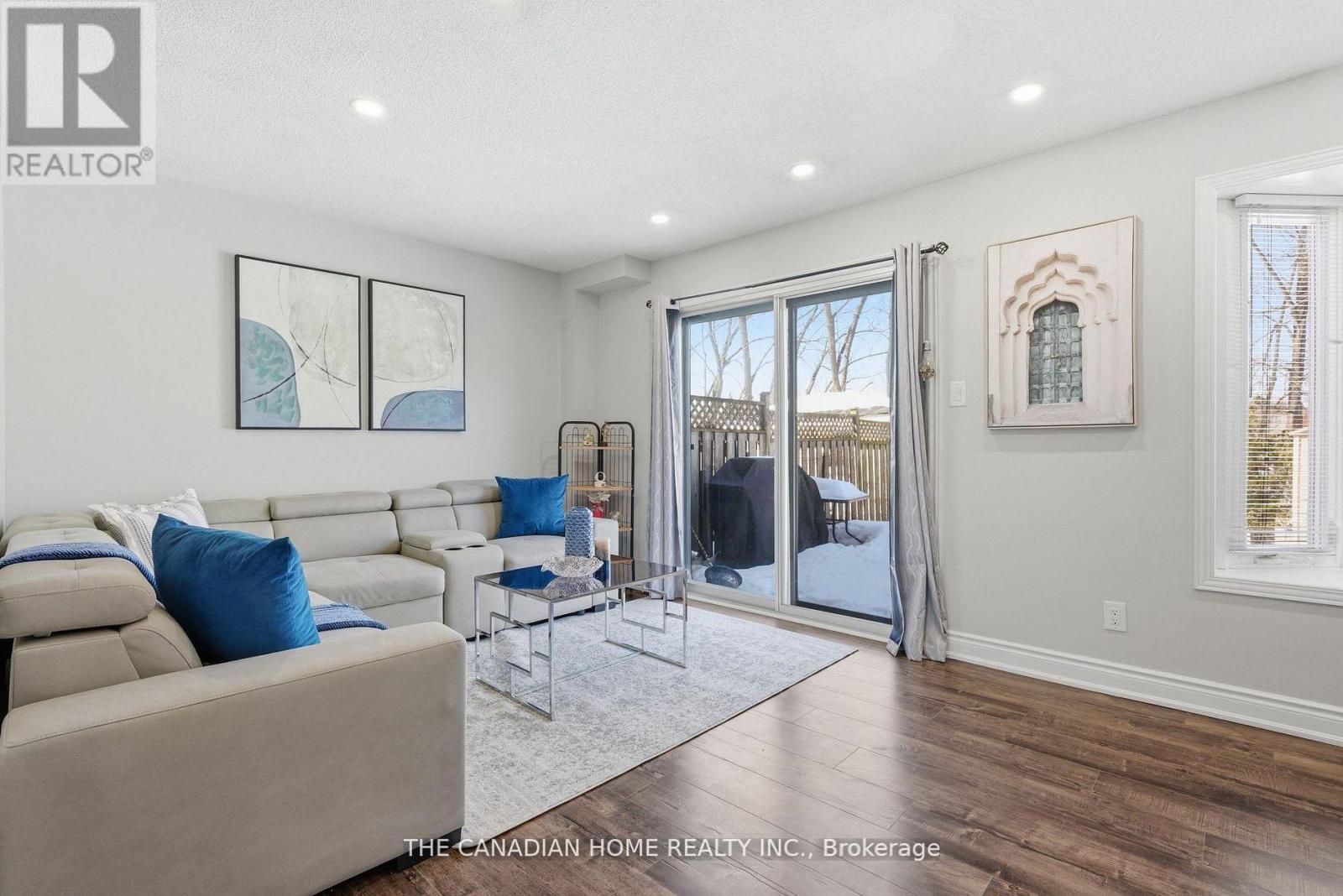 22 Hindquarter Court, Brampton, Ontario  L6S 2C3 - Photo 12 - W12923820