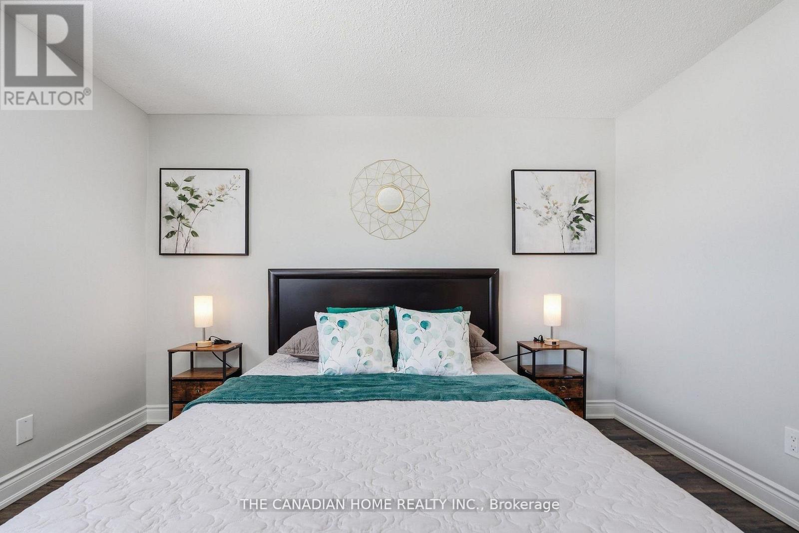 22 Hindquarter Court, Brampton, Ontario  L6S 2C3 - Photo 3 - W12923820