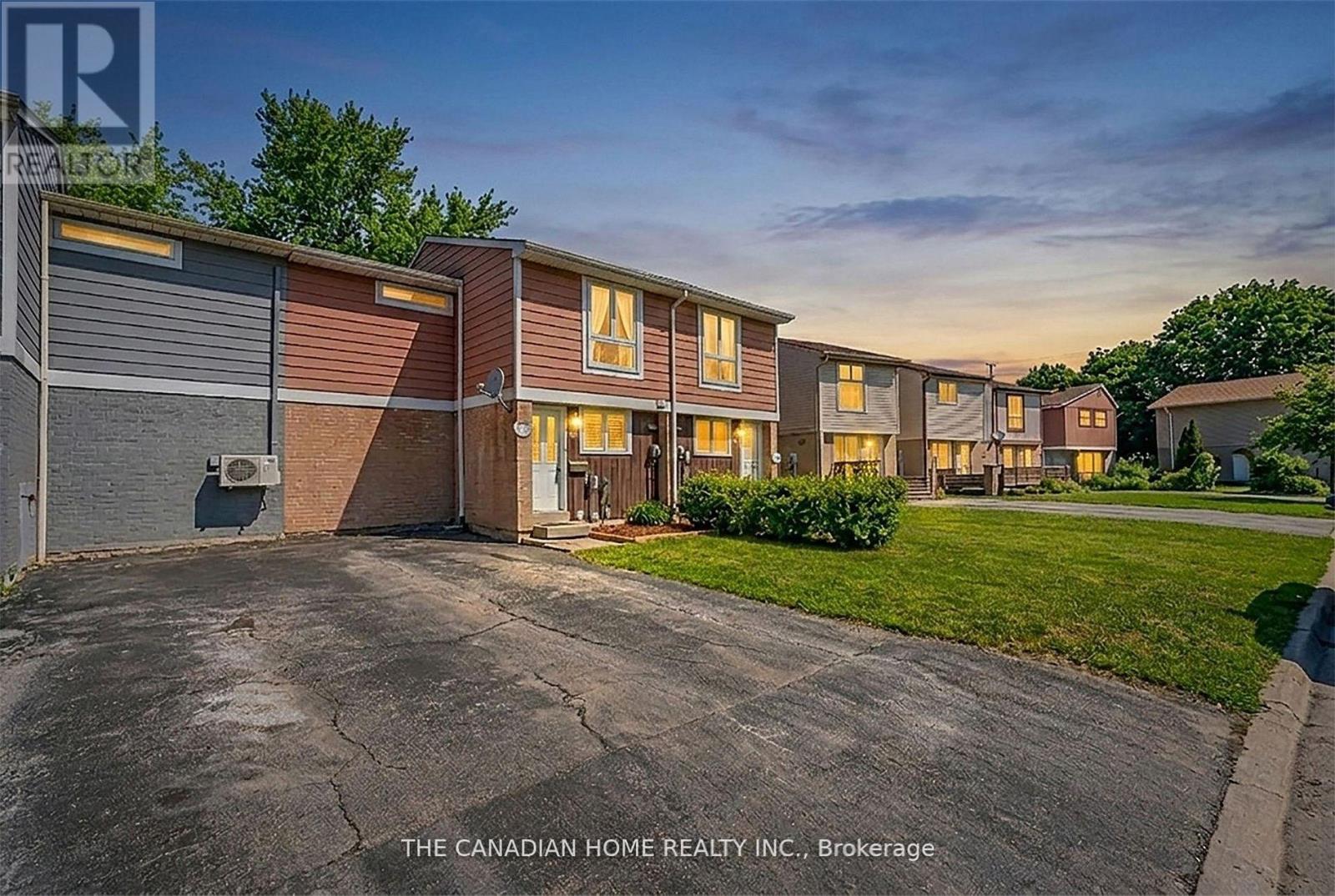 22 Hindquarter Court, Brampton, Ontario  L6S 2C3 - Photo 9 - W12923820