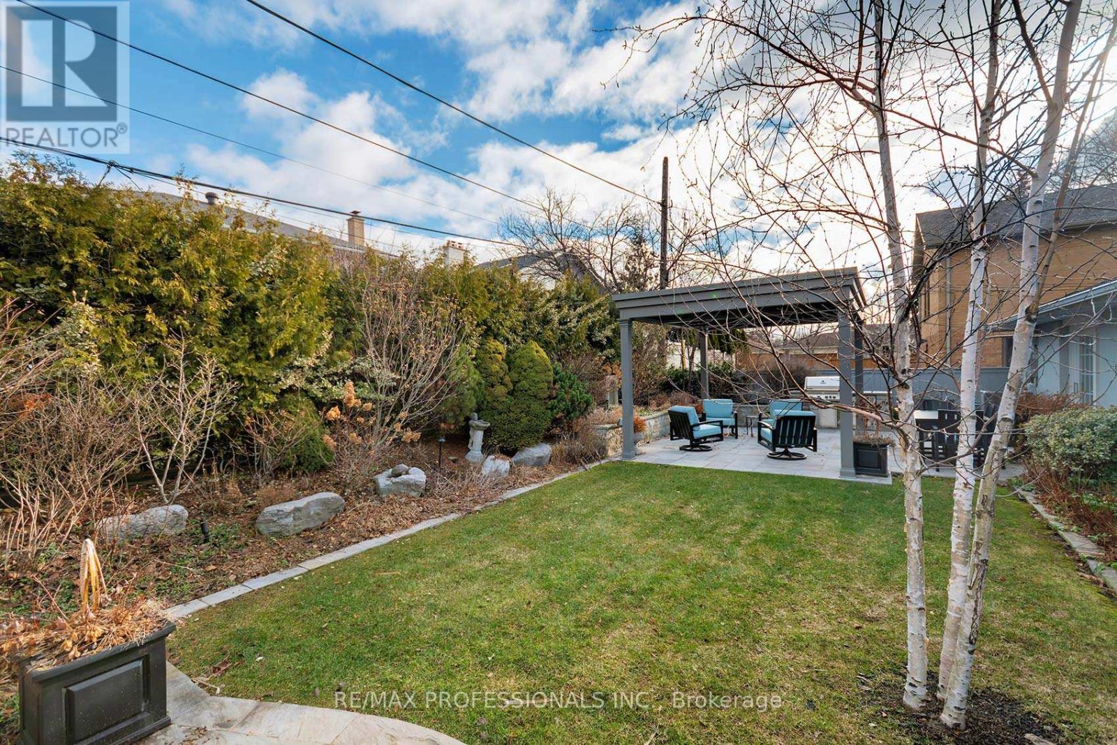 3 Conifer Drive, Toronto, Ontario M9C 1X3 - Photo 35 - W12923826