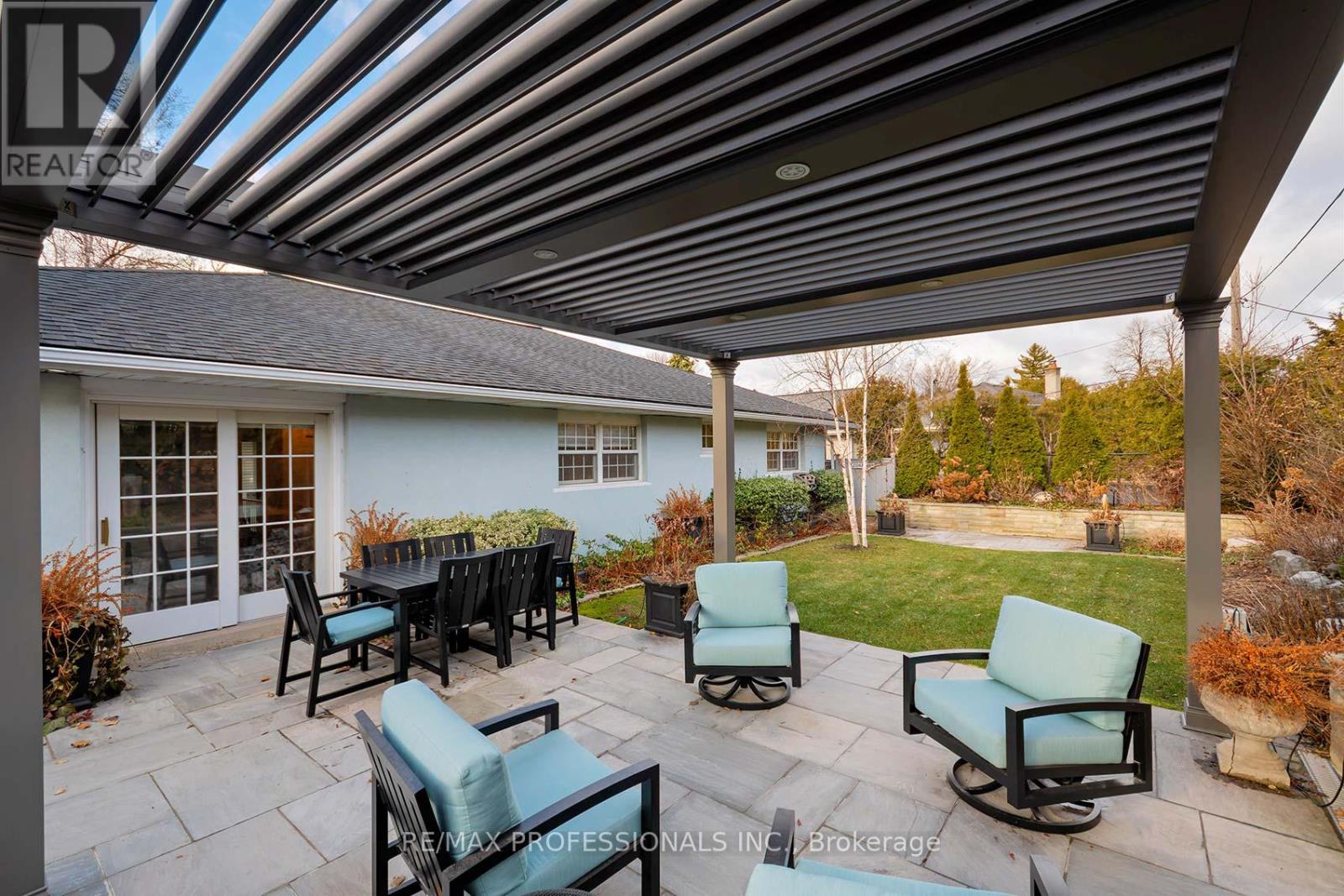 3 Conifer Drive, Toronto, Ontario M9C 1X3 - Photo 38 - W12923826