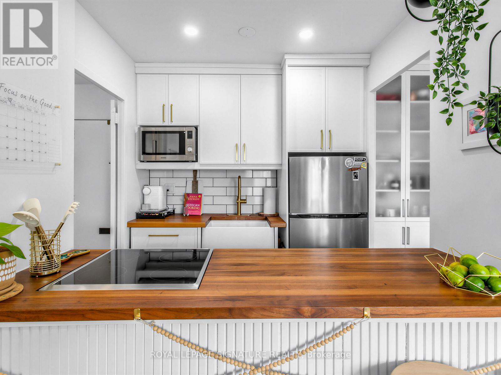 501 - 41 Lake Shore Drive, Toronto, Ontario  M8V 1Z3 - Photo 11 - W12923846