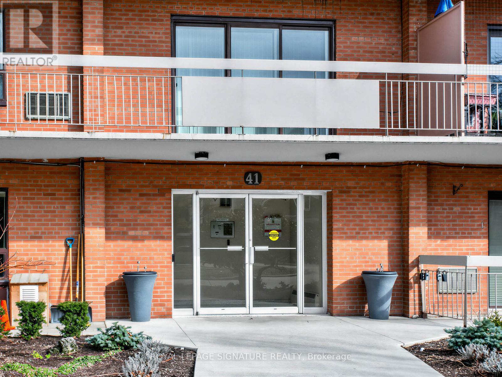 501 - 41 Lake Shore Drive, Toronto, Ontario  M8V 1Z3 - Photo 27 - W12923846