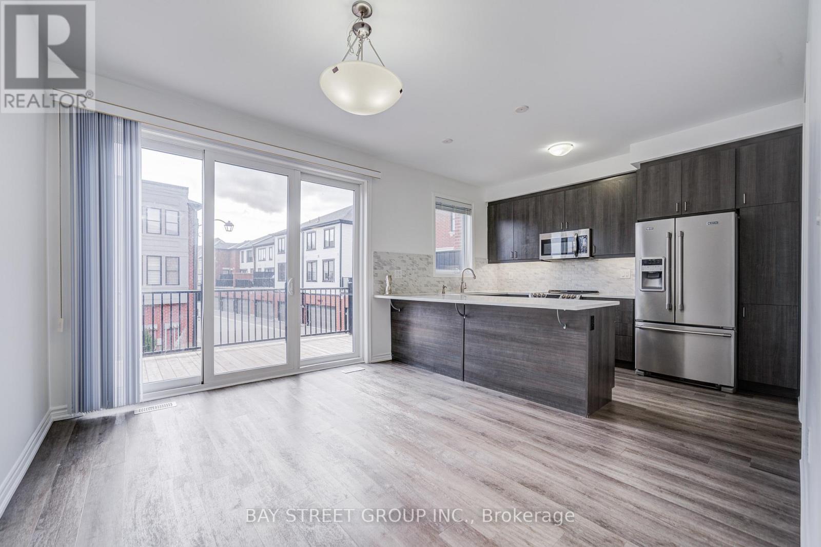 29 - 980 Logan Drive, Milton (Cb Cobban), Ontario  L9E 1T1 - Photo 13 - W12923850