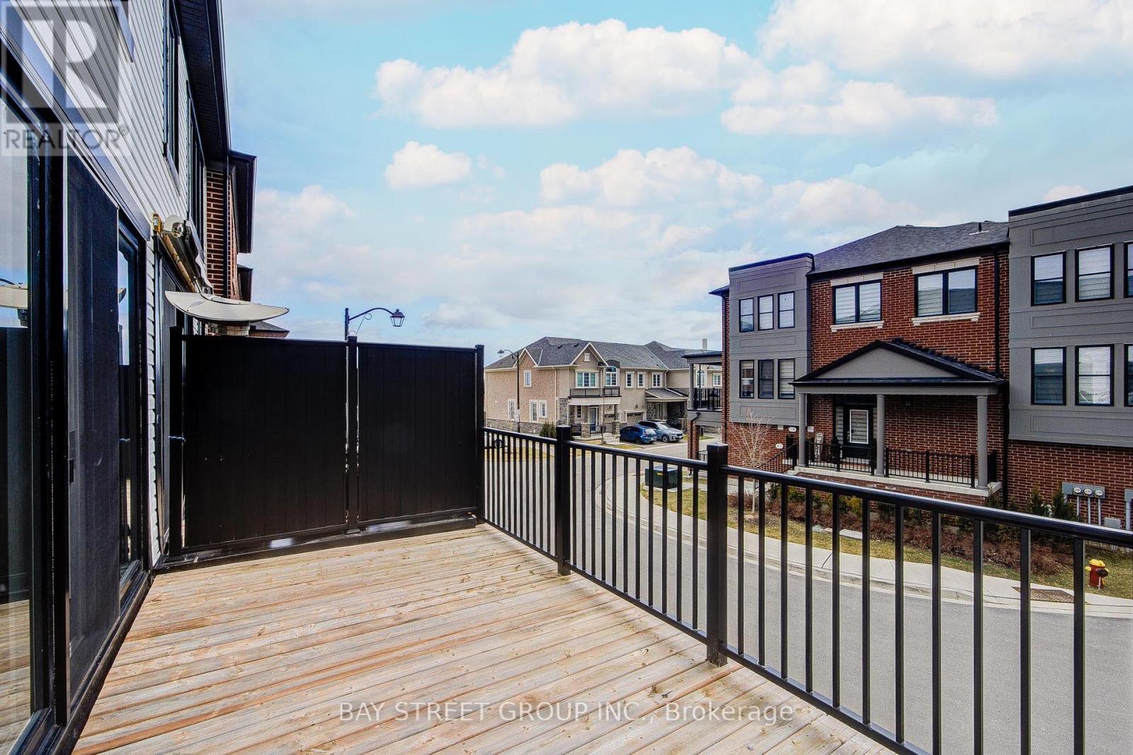 29 - 980 Logan Drive, Milton (Cb Cobban), Ontario  L9E 1T1 - Photo 23 - W12923850