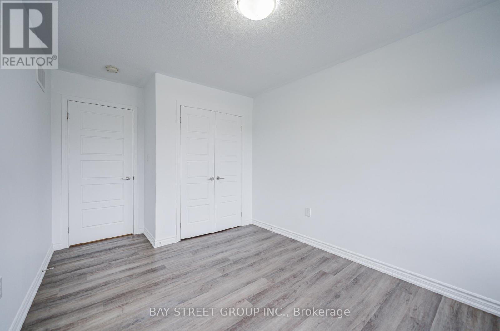 29 - 980 Logan Drive, Milton (Cb Cobban), Ontario  L9E 1T1 - Photo 37 - W12923850