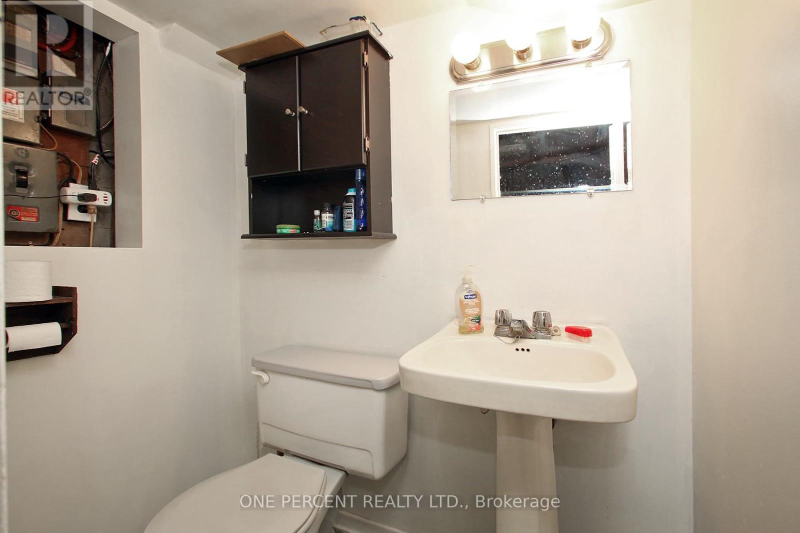 3074 Merritt Avenue, Mississauga, Ontario  L4T 1P2 - Photo 20 - W12923858