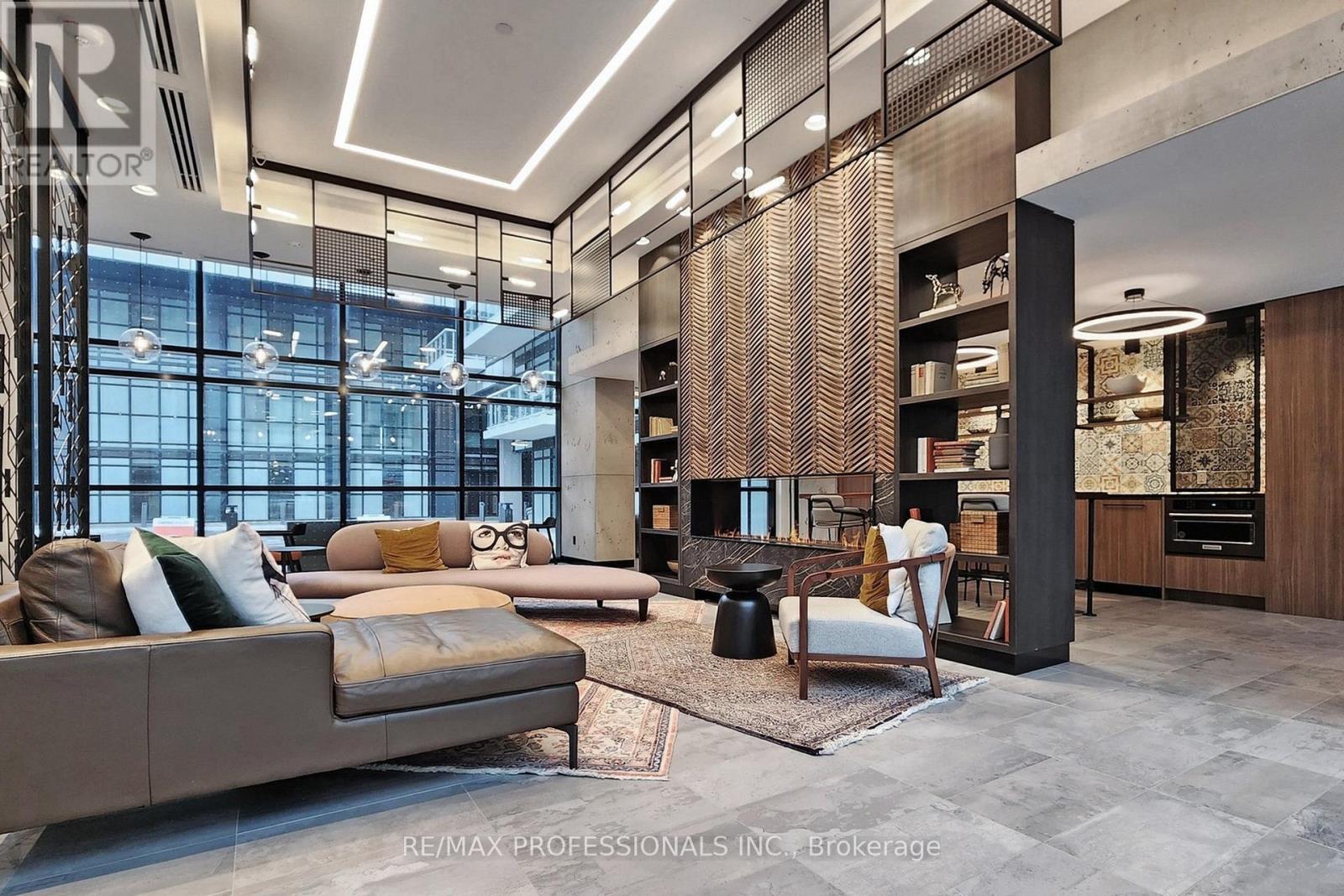 504 - 251 Manitoba Street, Toronto (Mimico), Ontario  M8Y 0C7 - Photo 10 - W12923876