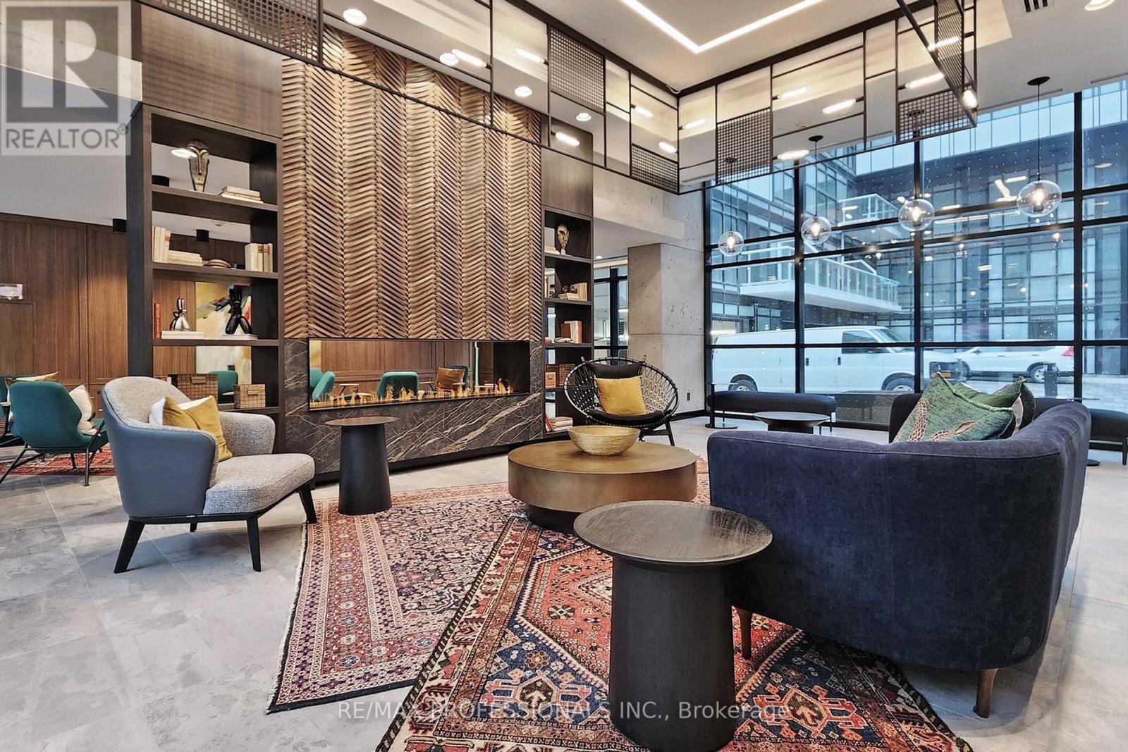 504 - 251 Manitoba Street, Toronto (Mimico), Ontario  M8Y 0C7 - Photo 11 - W12923876