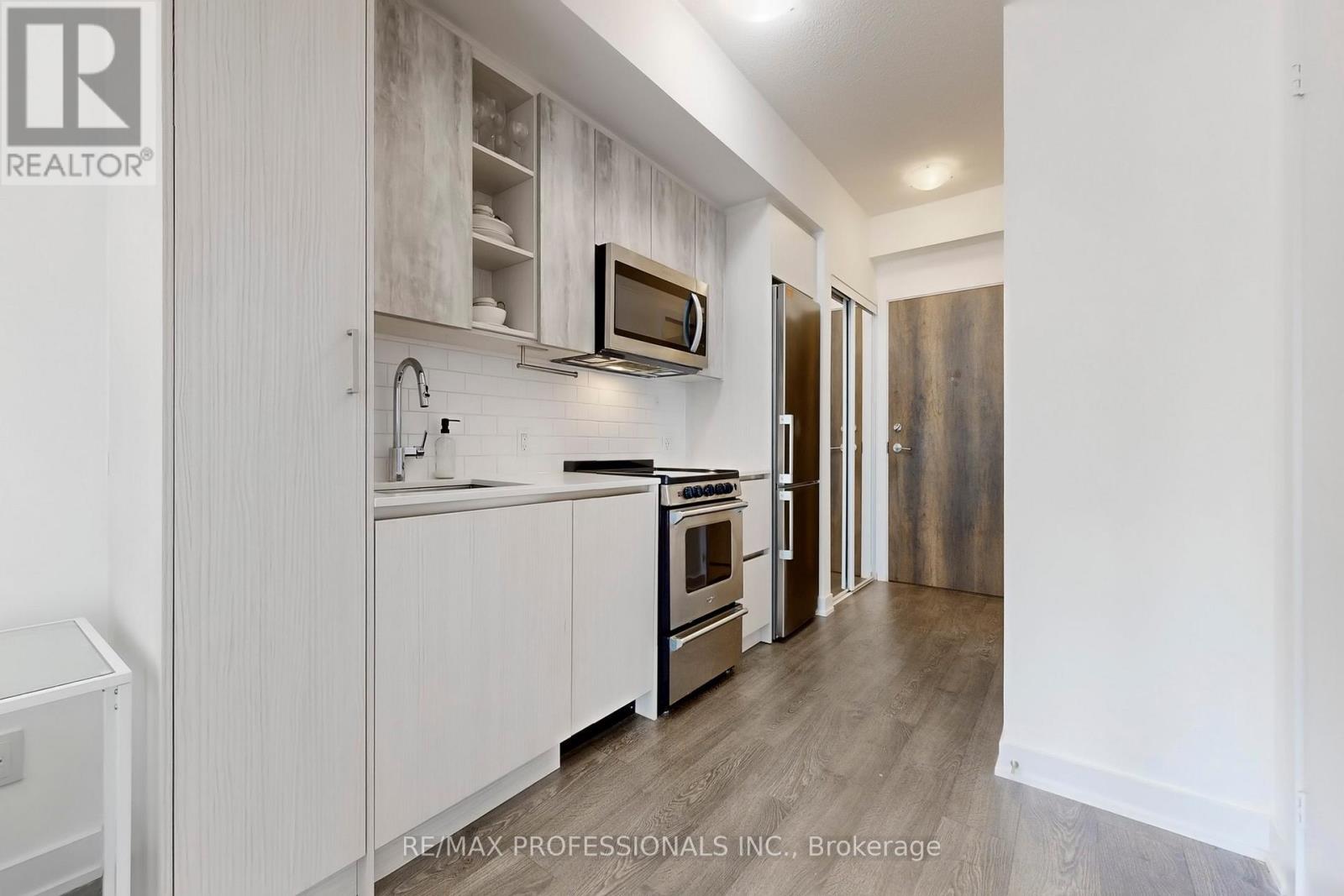 504 - 251 Manitoba Street, Toronto (Mimico), Ontario  M8Y 0C7 - Photo 15 - W12923876