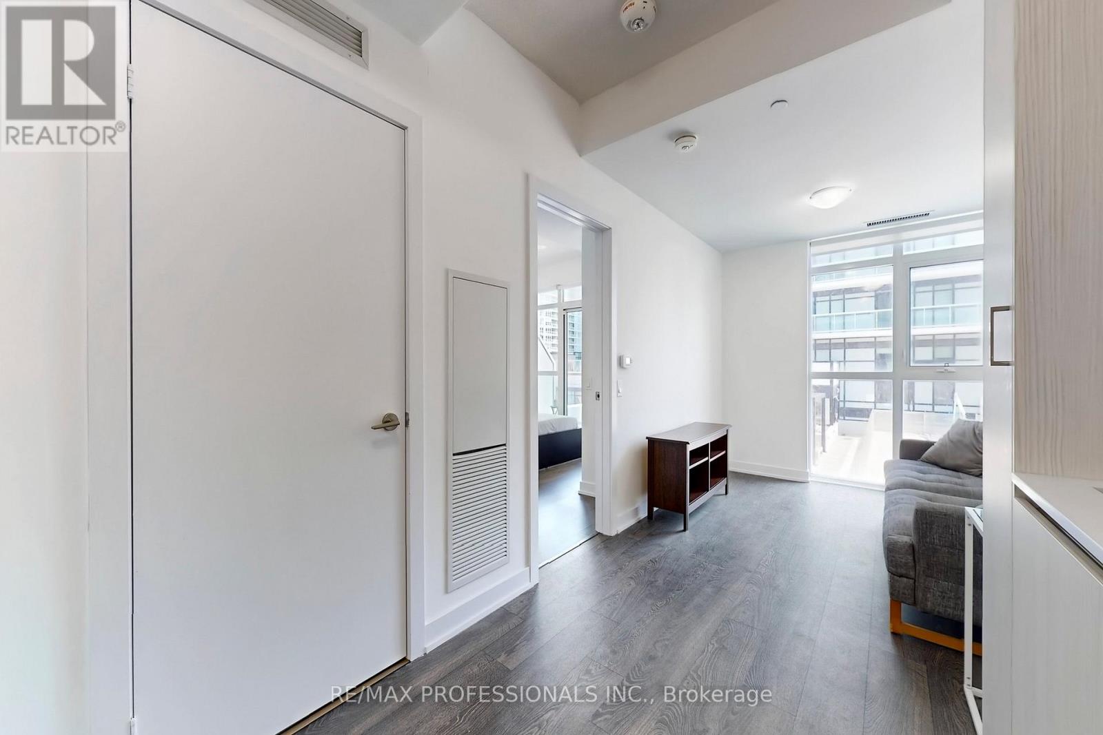 504 - 251 Manitoba Street, Toronto (Mimico), Ontario  M8Y 0C7 - Photo 16 - W12923876