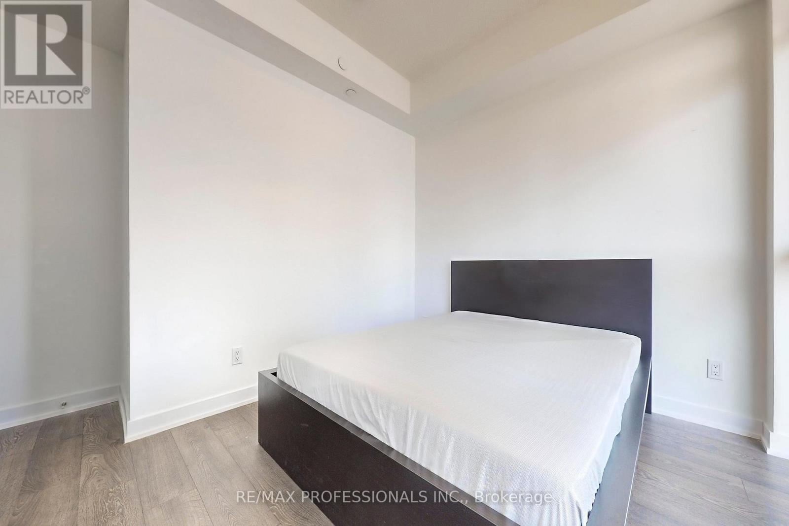504 - 251 Manitoba Street, Toronto (Mimico), Ontario  M8Y 0C7 - Photo 18 - W12923876