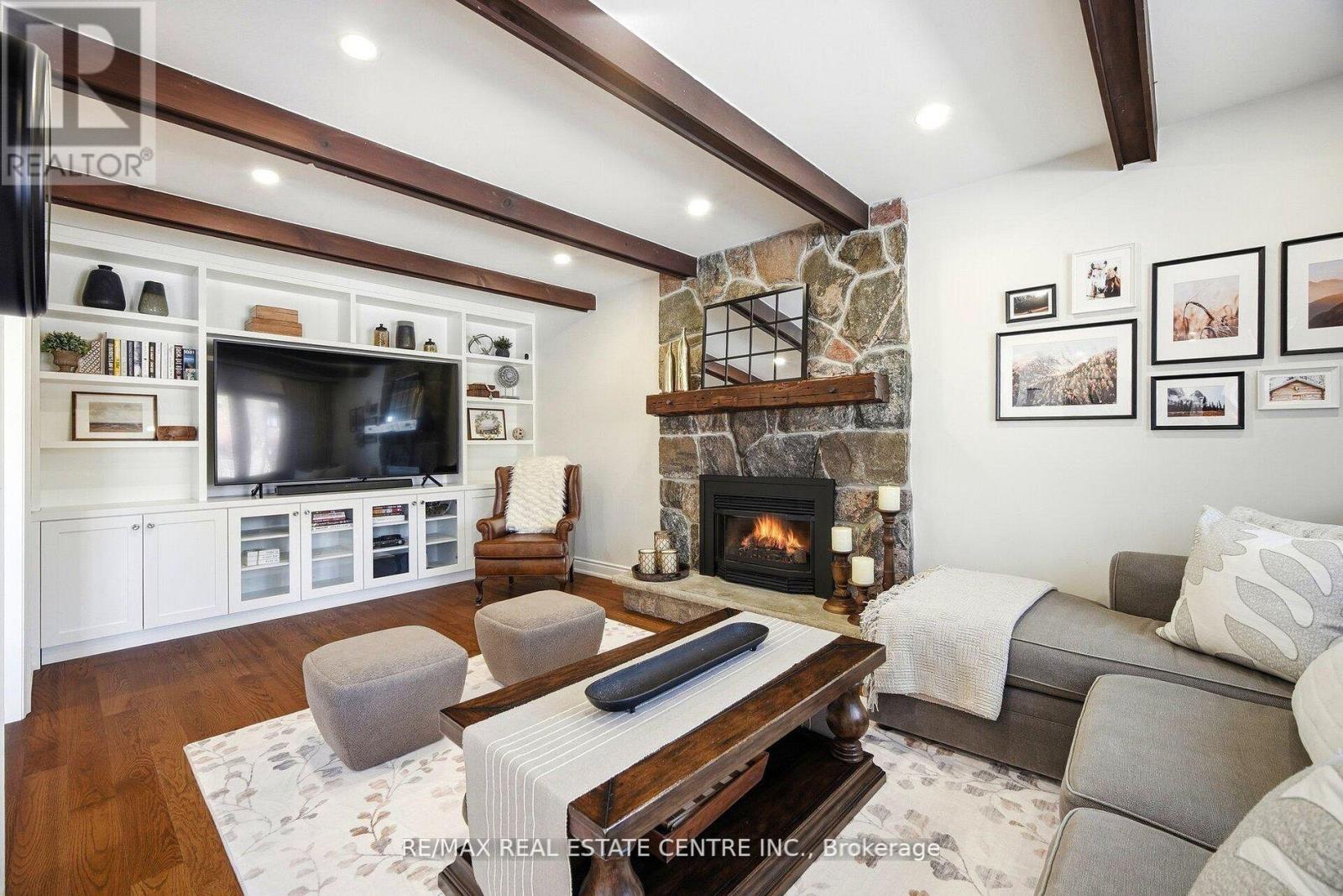 4253 Marblethorne Court, Mississauga, Ontario  L4W 2H9 - Photo 18 - W12923880