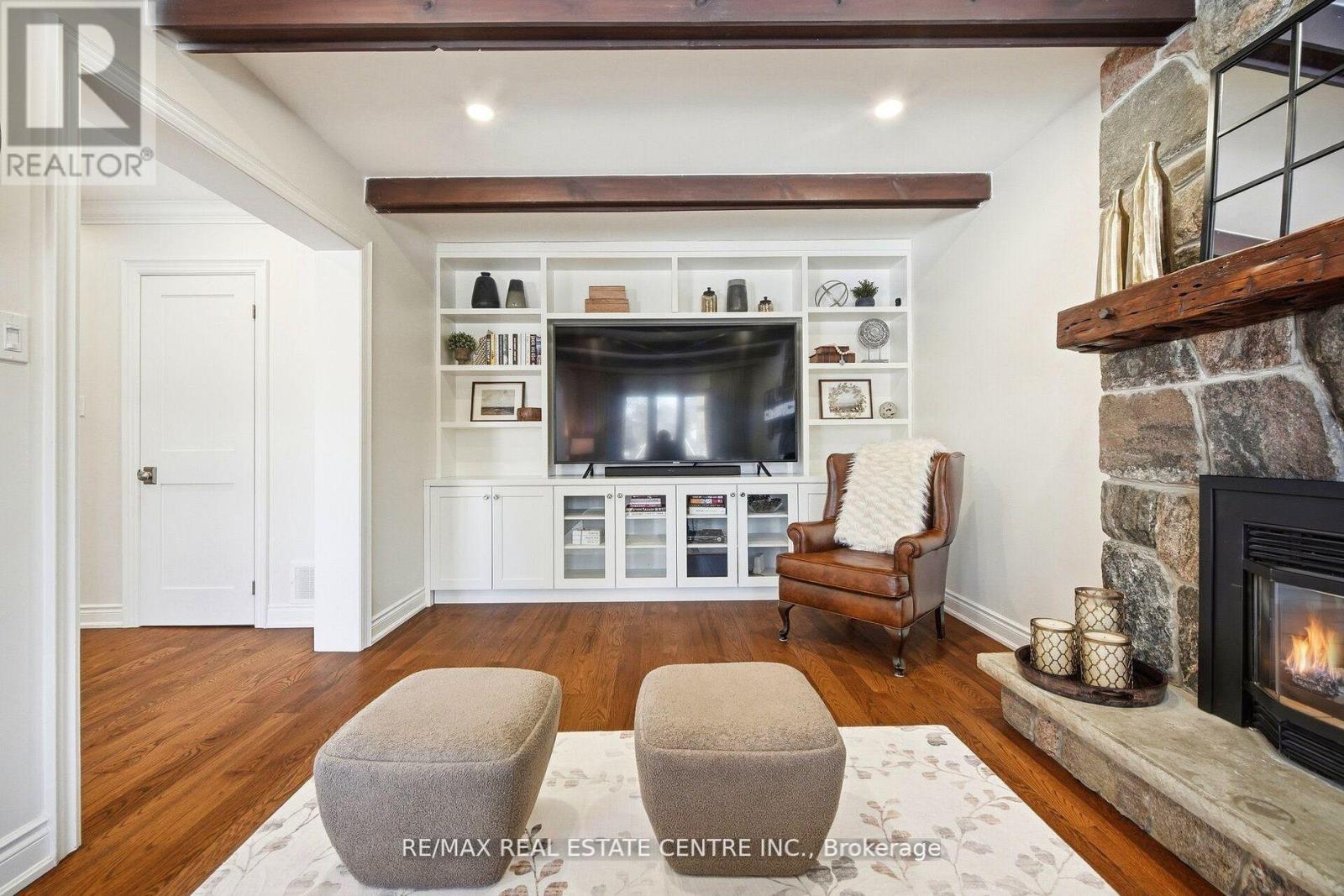 4253 Marblethorne Court, Mississauga, Ontario  L4W 2H9 - Photo 21 - W12923880