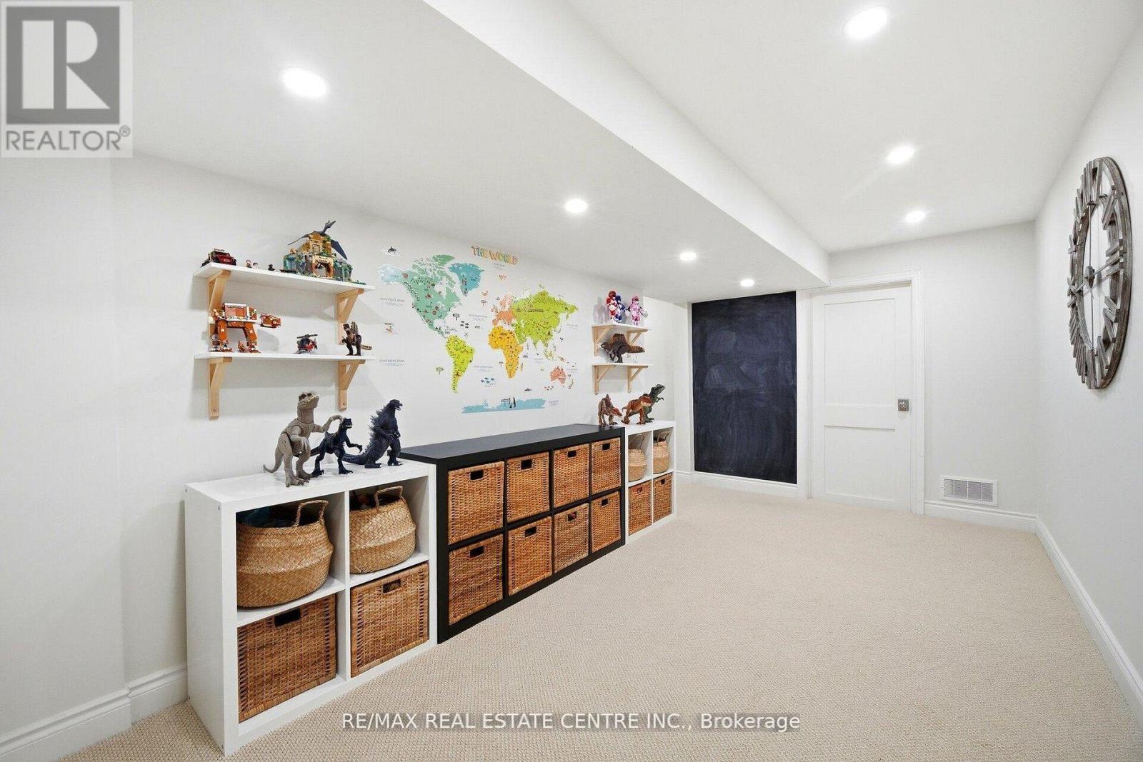 4253 Marblethorne Court, Mississauga, Ontario  L4W 2H9 - Photo 40 - W12923880