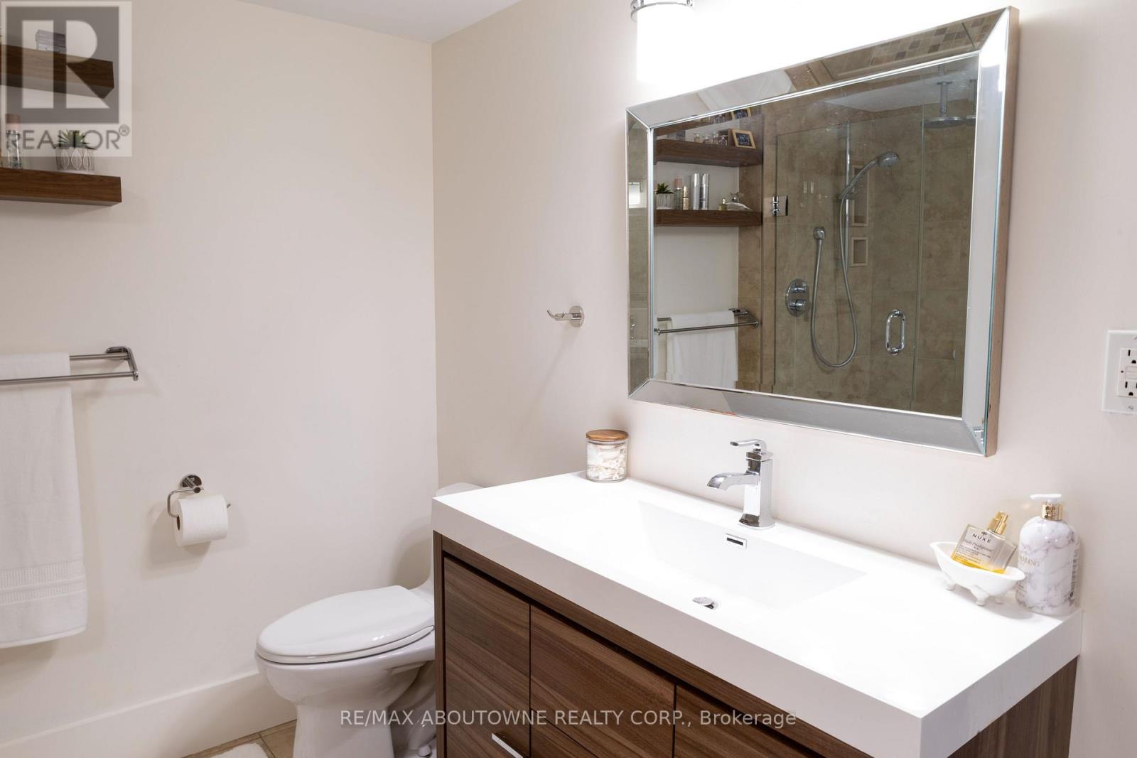 2 - 221 Robinson Street, Oakville, Ontario  L6J 7N9 - Photo 21 - W12923886