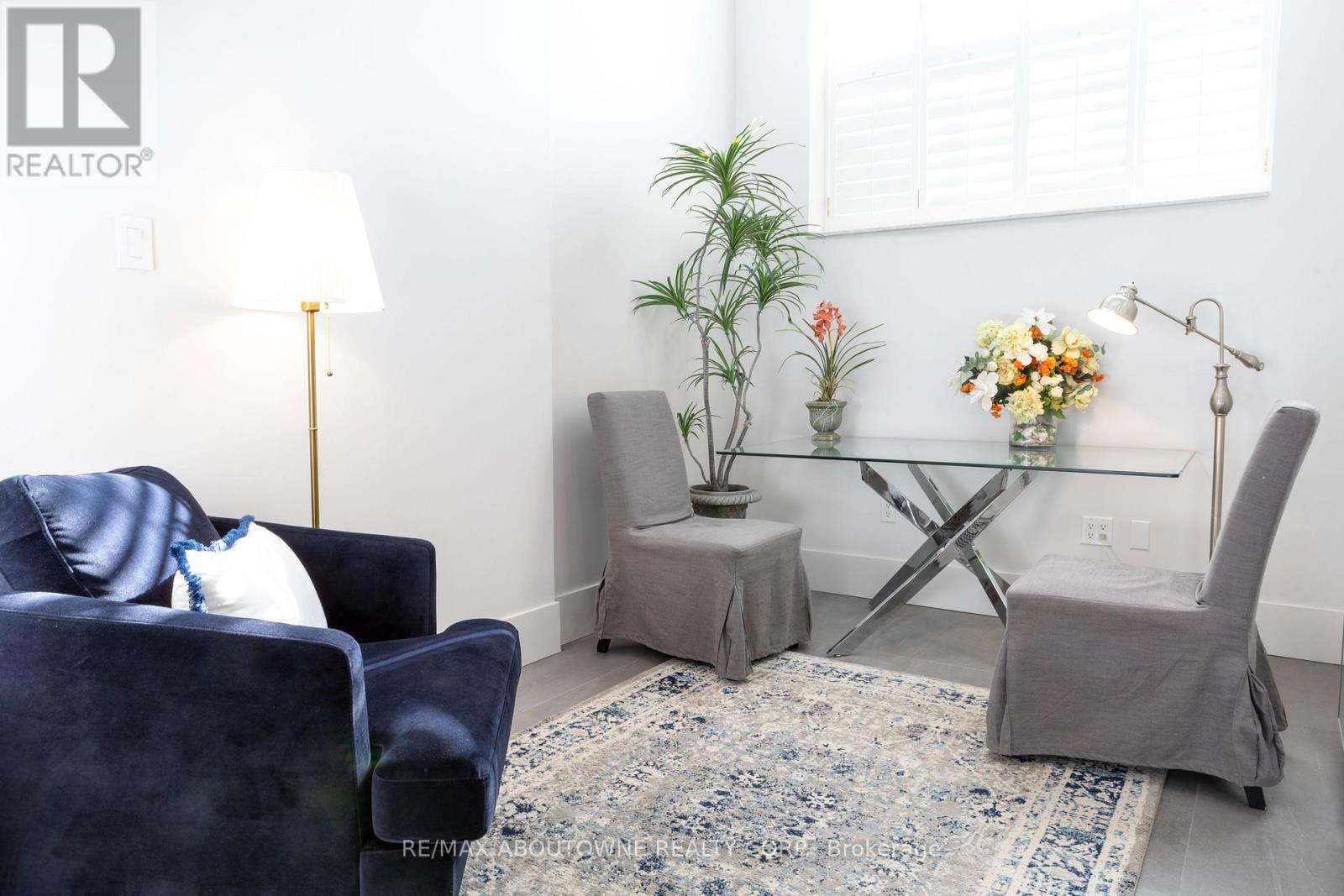 2 - 221 Robinson Street, Oakville, Ontario  L6J 7N9 - Photo 22 - W12923886