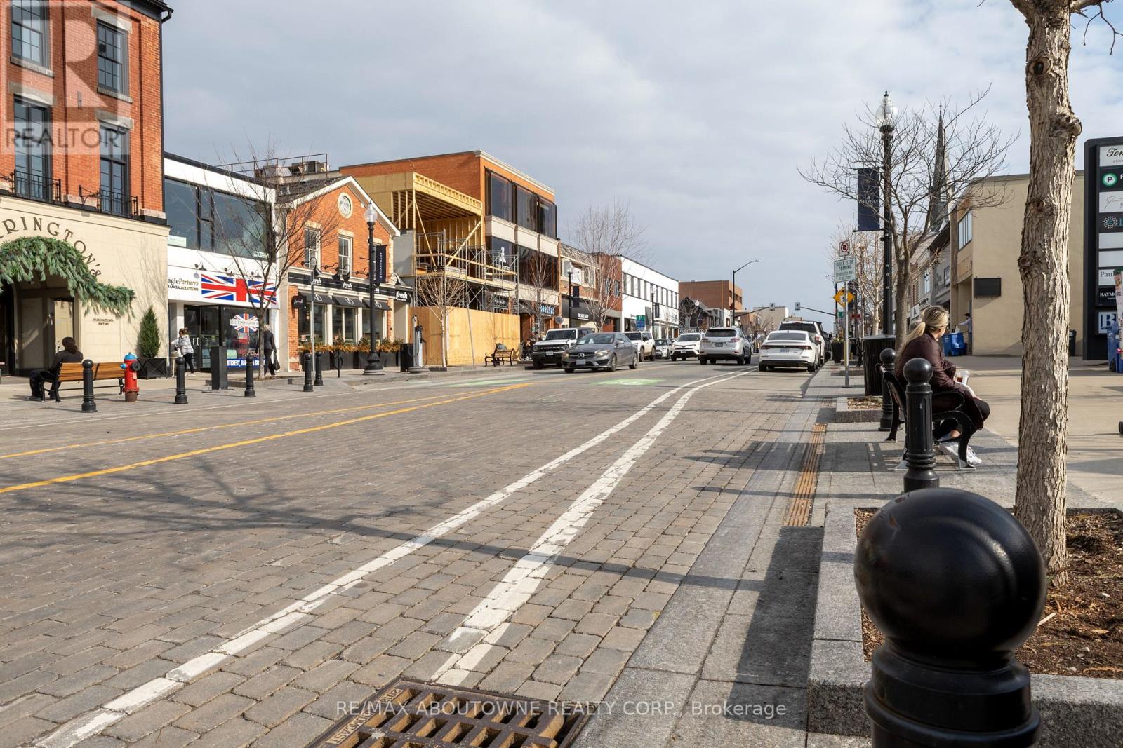 2 - 221 Robinson Street, Oakville, Ontario  L6J 7N9 - Photo 28 - W12923886