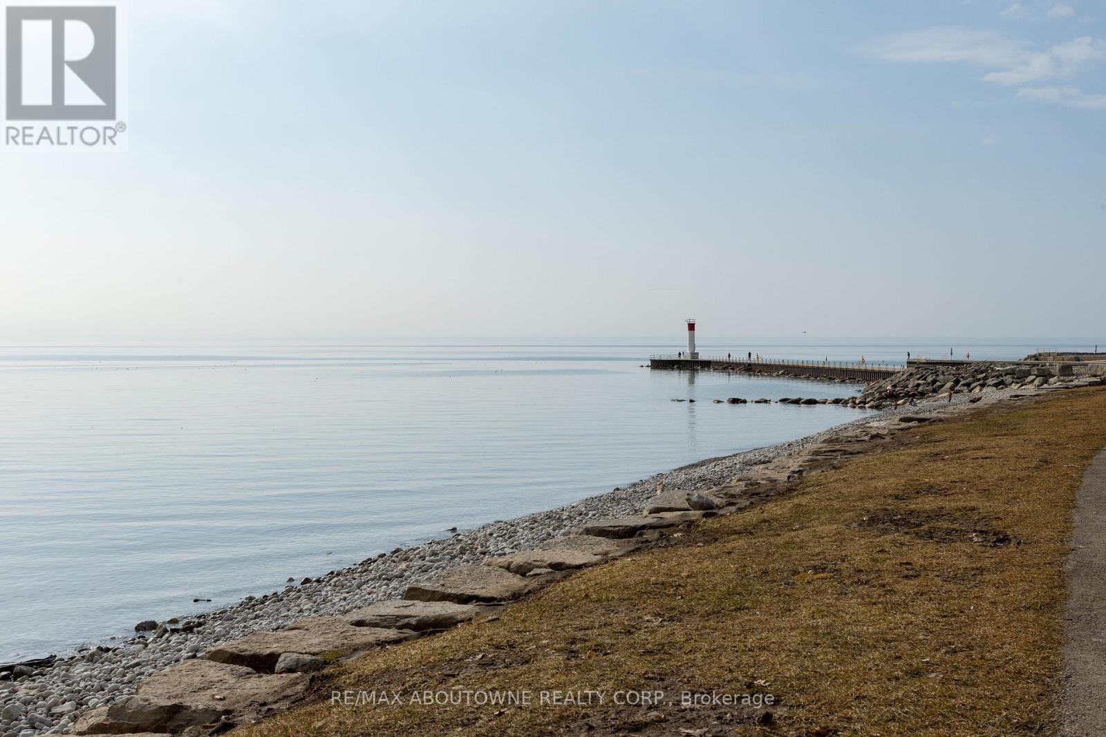 2 - 221 Robinson Street, Oakville, Ontario  L6J 7N9 - Photo 29 - W12923886