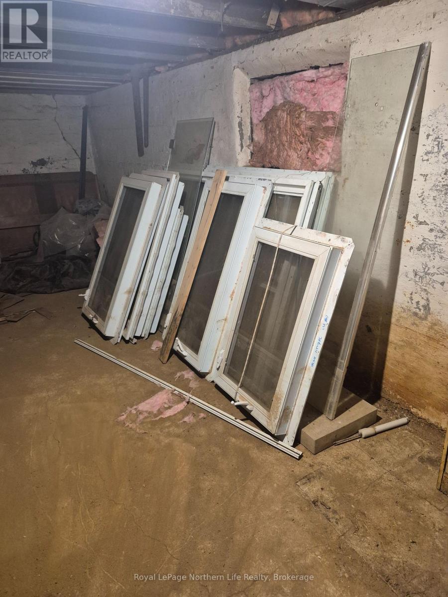 3233 Highway 17, Papineau-Cameron, Ontario  P0H 1V0 - Photo 13 - X12840476