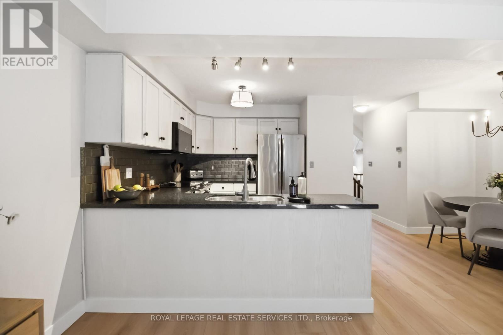 48 - 165 Terraview Crescent, Guelph, Ontario  N1G 5G7 - Photo 13 - X12923520