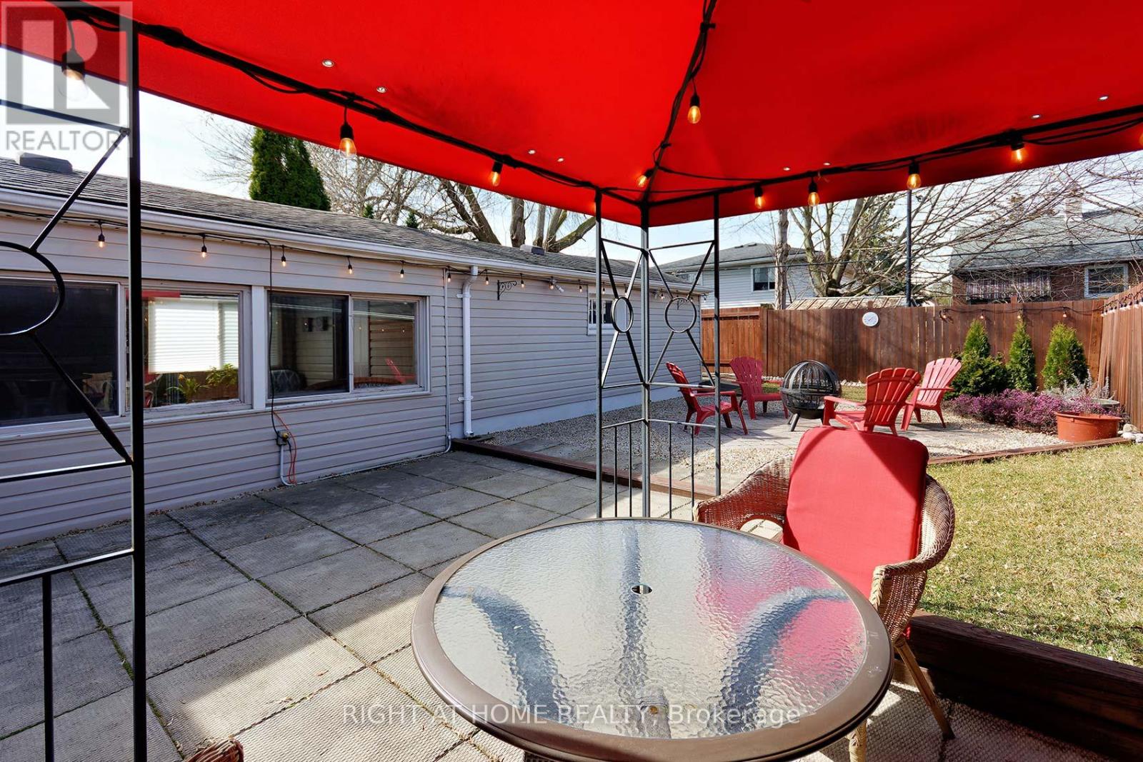 27 Brighton Avenue, St. Catharines (Facer), Ontario  L2M 5S6 - Photo 33 - X12923602