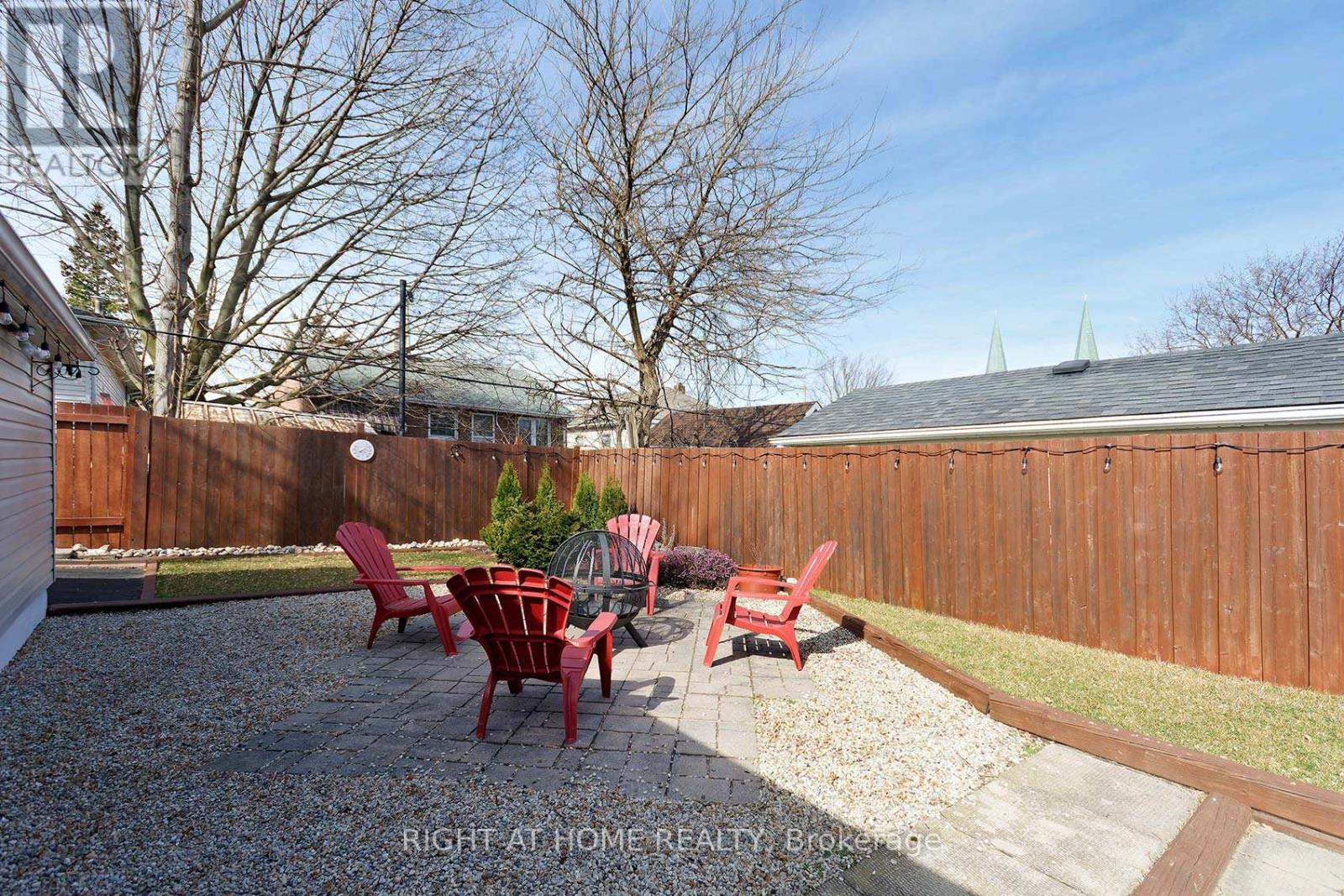 27 Brighton Avenue, St. Catharines (Facer), Ontario  L2M 5S6 - Photo 39 - X12923602