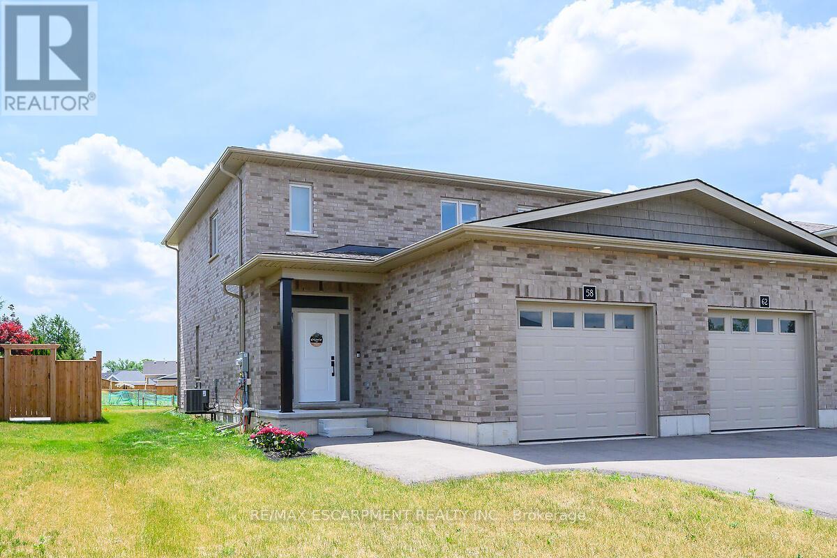 58 Peachleaf Lane, Norfolk (Waterford), Ontario  N0E 1Y0 - Photo 2 - X12923712