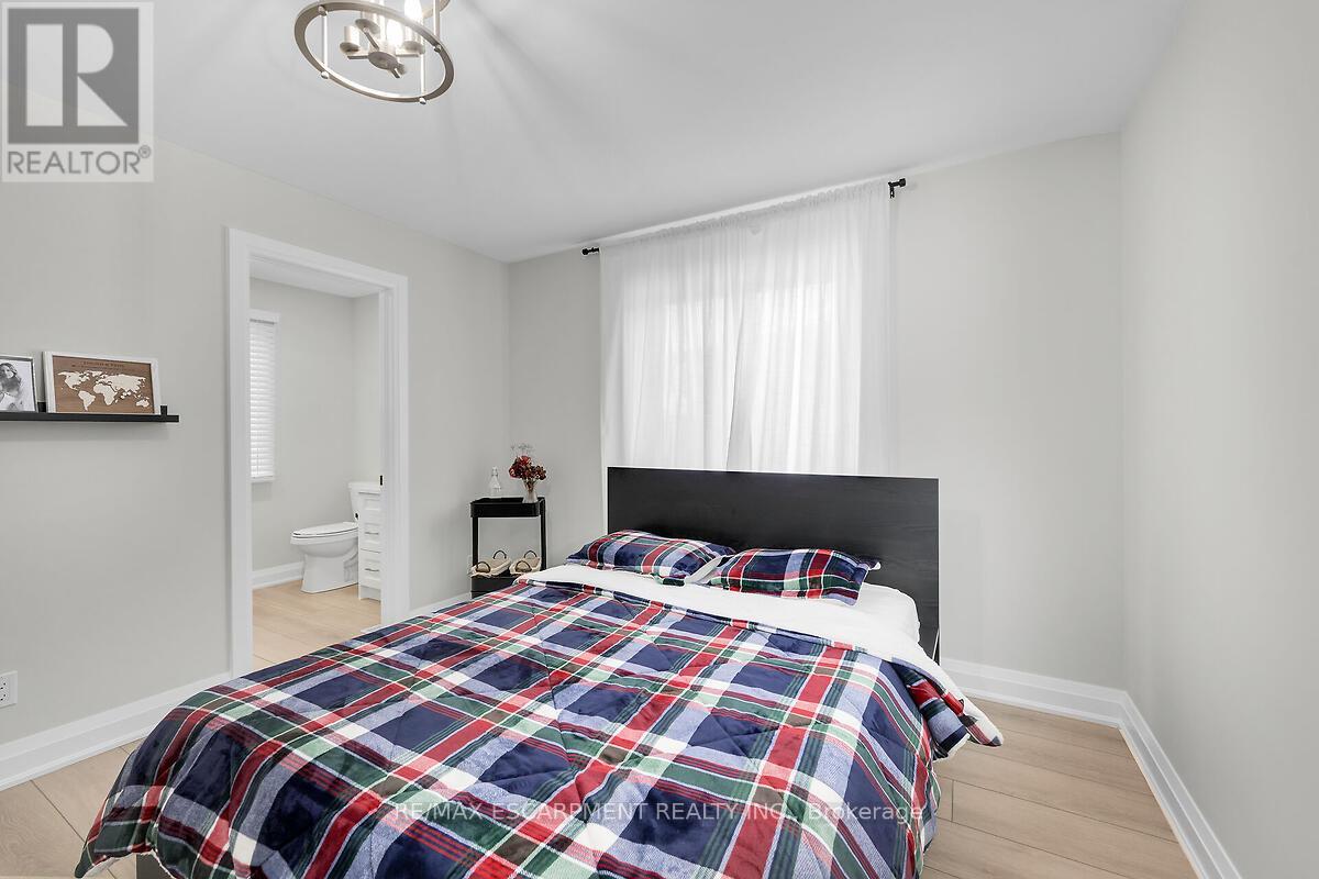 58 Peachleaf Lane, Norfolk (Waterford), Ontario  N0E 1Y0 - Photo 24 - X12923712