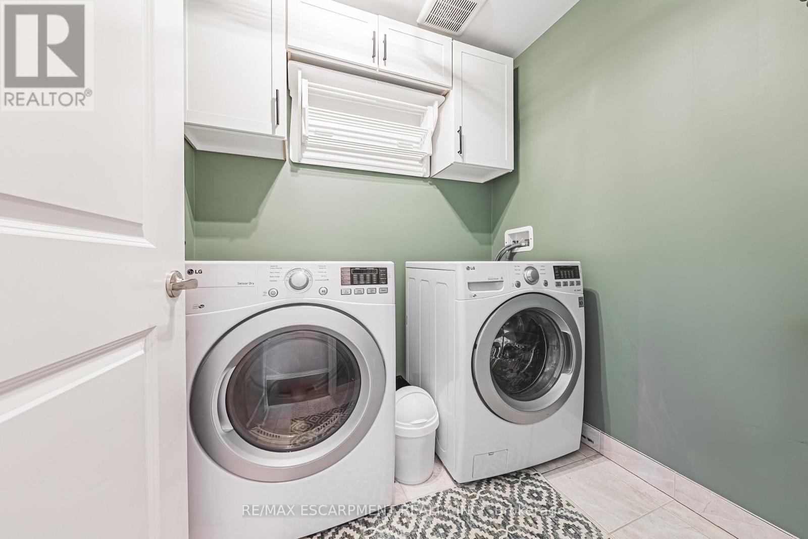 83 Southshore Crescent, Hamilton, Ontario  L8E 0J3 - Photo 21 - X12923716