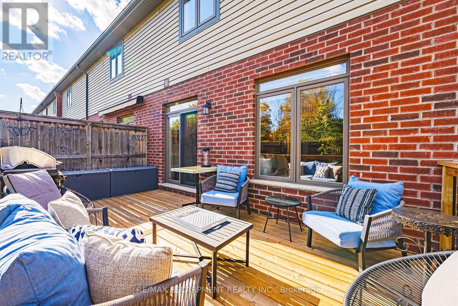 83 Southshore Crescent, Hamilton, Ontario  L8E 0J3 - Photo 29 - X12923716