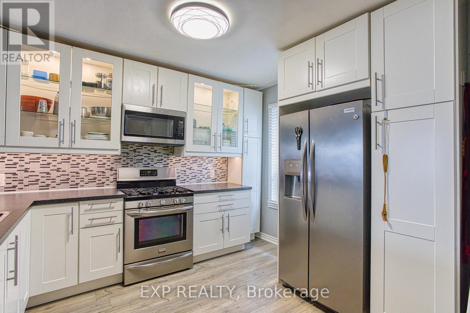 145 Albany Avenue, Hamilton, Ontario  L8H 2H7 - Photo 14 - X12923726