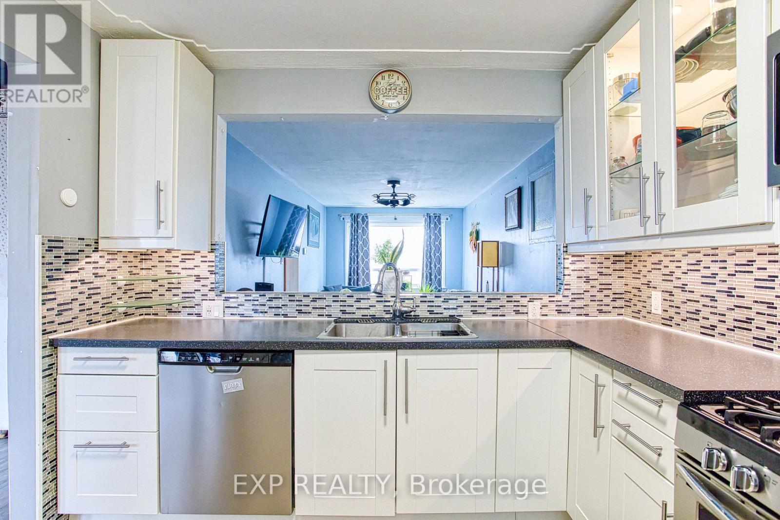 145 Albany Avenue, Hamilton, Ontario  L8H 2H7 - Photo 16 - X12923726