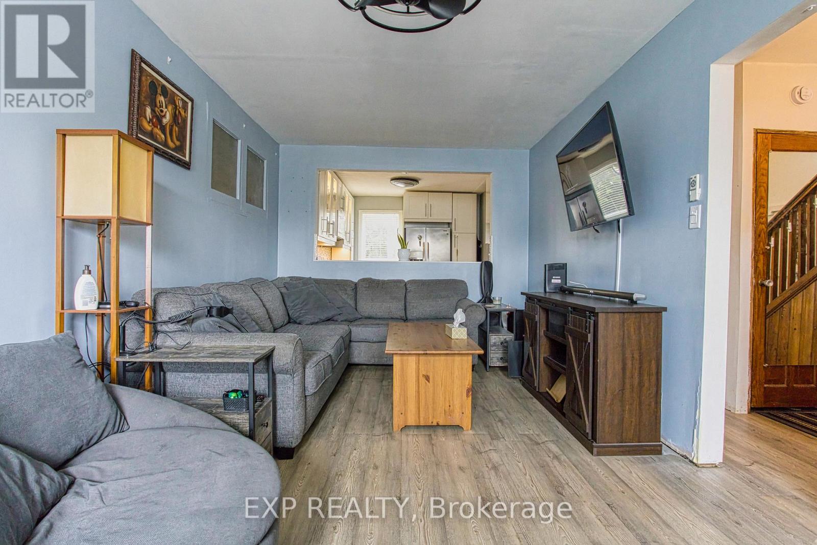 145 Albany Avenue, Hamilton, Ontario  L8H 2H7 - Photo 7 - X12923726