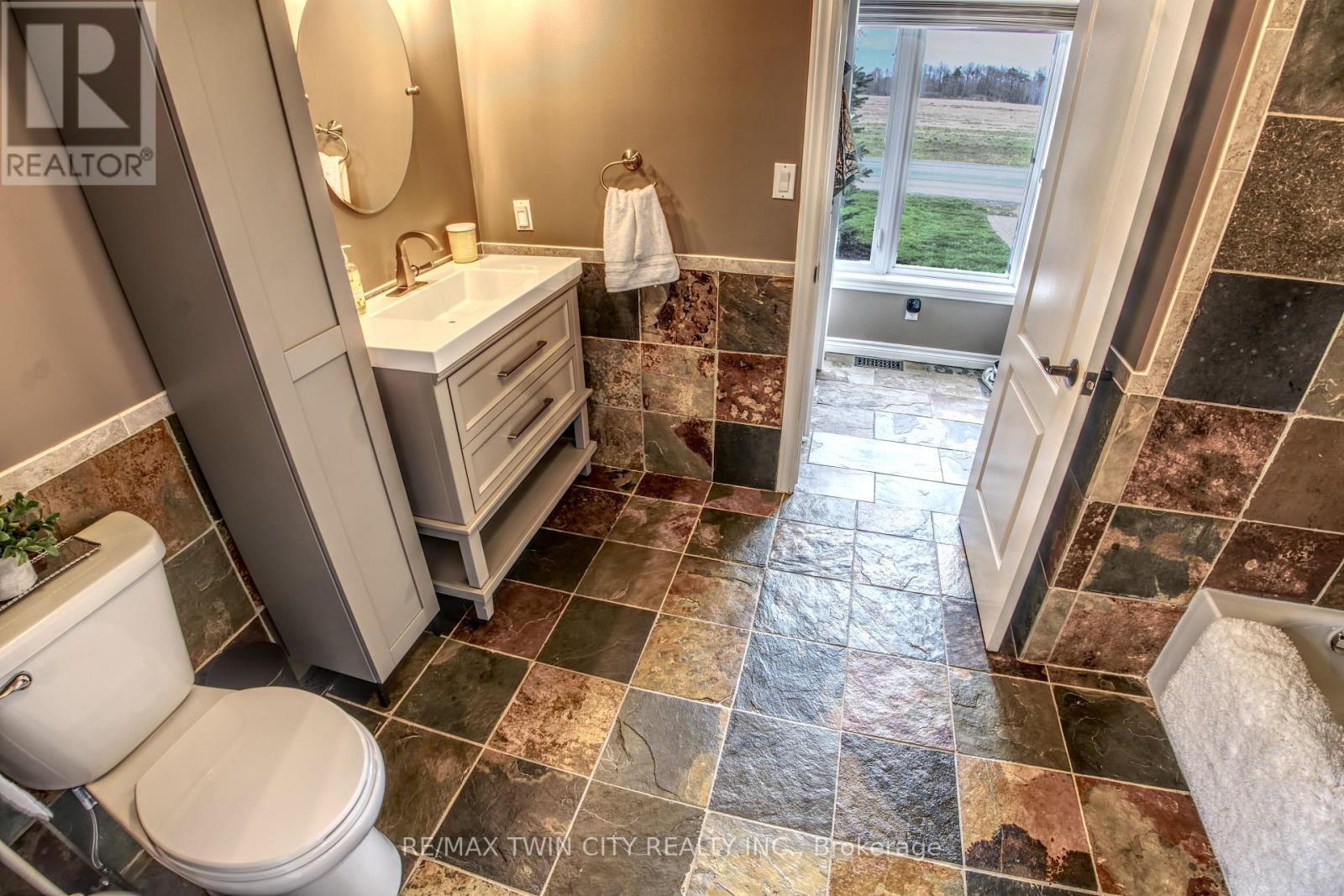 31 Chapel Street, Bayham (Vienna), Ontario  N0J 1Z0 - Photo 25 - X12923778