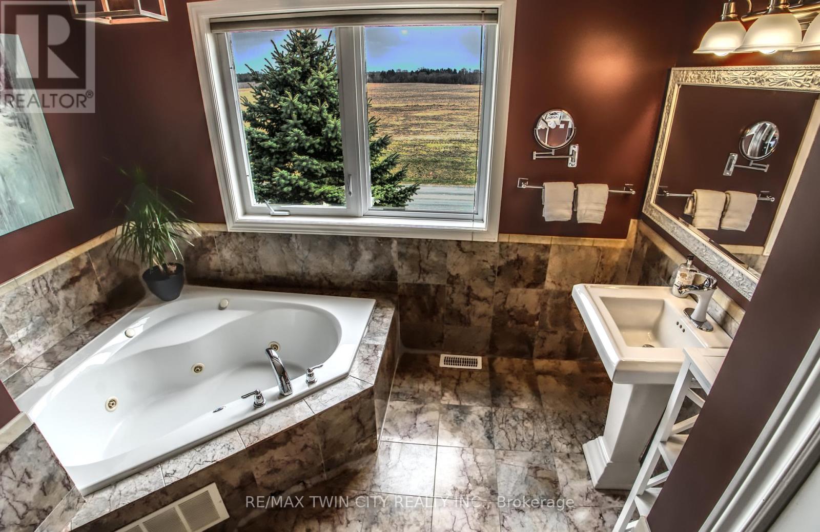 31 Chapel Street, Bayham (Vienna), Ontario  N0J 1Z0 - Photo 31 - X12923778