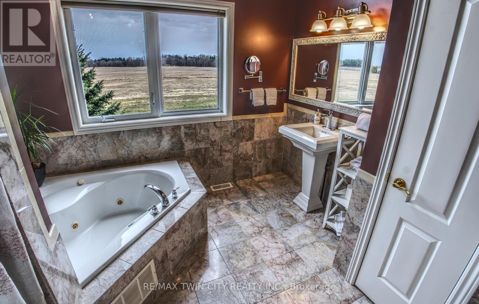 31 Chapel Street, Bayham (Vienna), Ontario  N0J 1Z0 - Photo 32 - X12923778