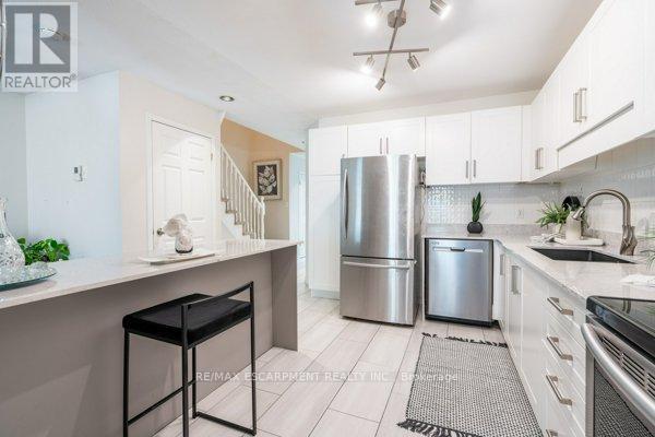 24 - 100 Vineberg Drive, Hamilton, Ontario  L8W 3X4 - Photo 13 - X12923810