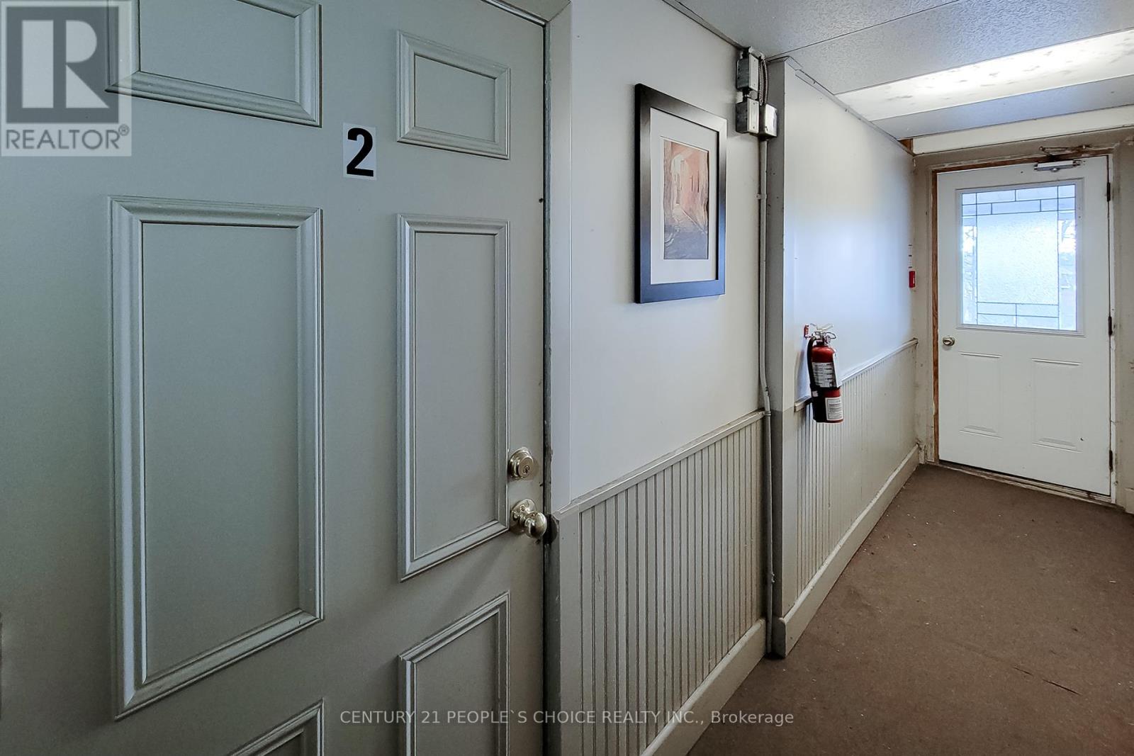 4999 Mcrae Street, Niagara Falls (Cherrywood), Ontario  L2E 1P2 - Photo 5 - X12923848