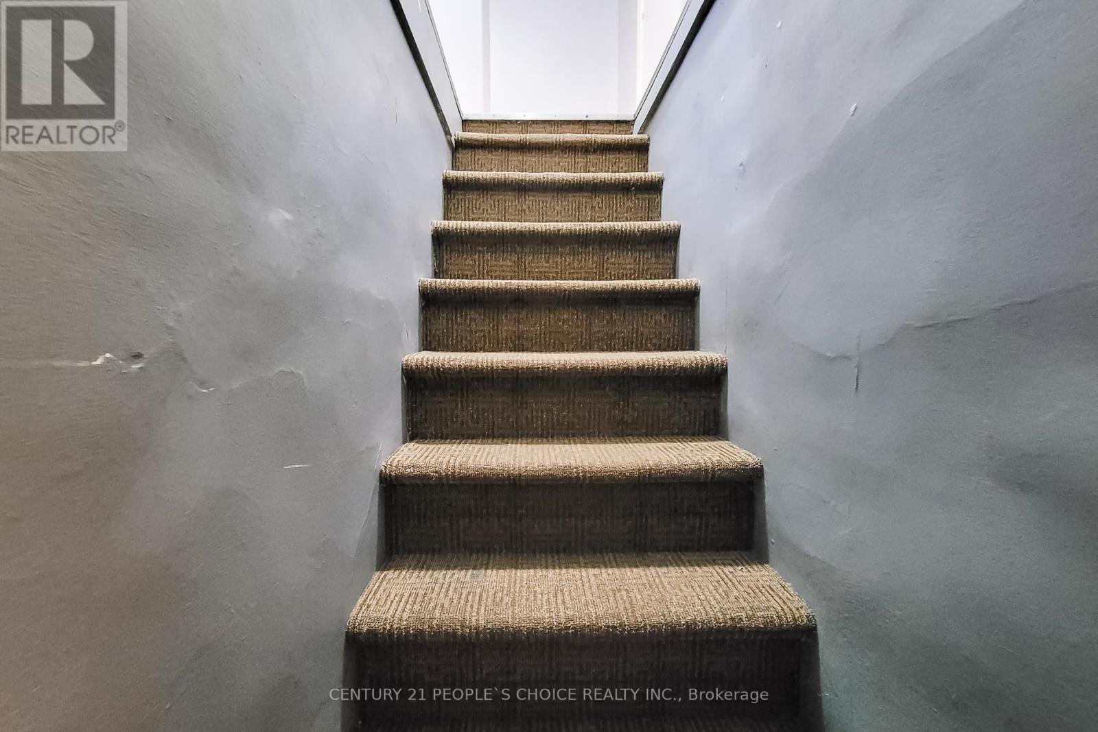 4999 Mcrae Street, Niagara Falls (Cherrywood), Ontario  L2E 1P2 - Photo 6 - X12923848