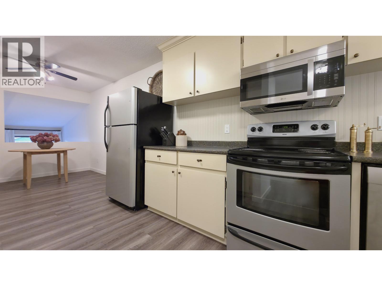 141 101 N Tabor Boulevard, Prince George, British Columbia  V2M 6Y1 - Photo 3 - R3102935