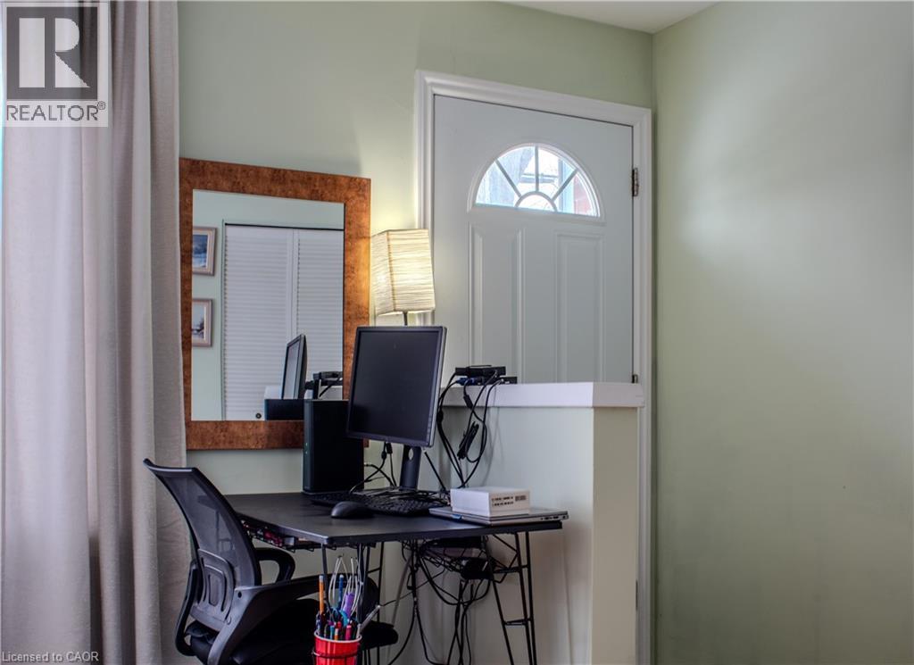 48 Riverdale Drive Unit# 2, Hamilton, Ontario  L8E 1K3 - Photo 7 - 40806803