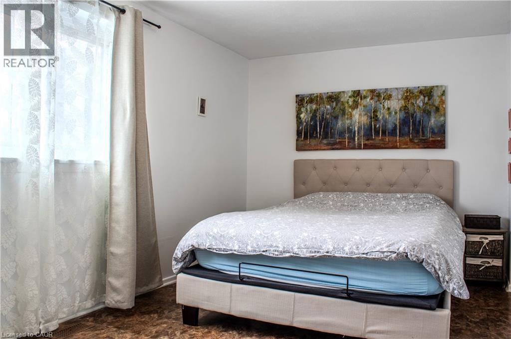 48 Riverdale Drive Unit# 2, Hamilton, Ontario  L8E 1K3 - Photo 13 - 40806803