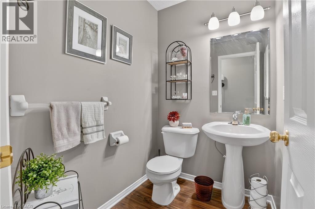 539 Woolgrass Avenue, Waterloo, Ontario  N2V 2Y2 - Photo 8 - 40813259