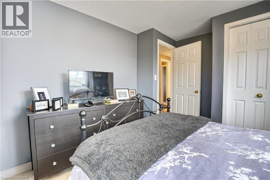 539 Woolgrass Avenue, Waterloo, Ontario  N2V 2Y2 - Photo 33 - 40813259