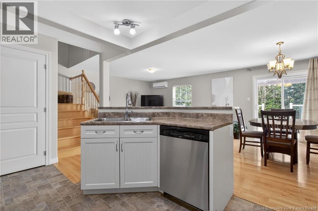 208 Damien Street, Dieppe, New Brunswick  E1A 5V6 - Photo 7 - NB135881