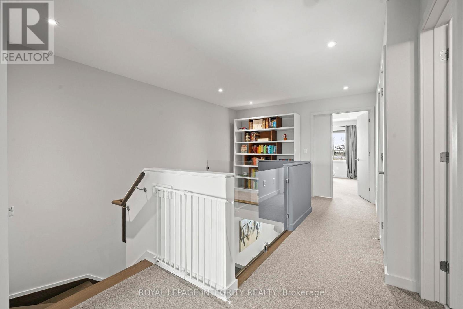 110 Larimar Circle, Ottawa, Ontario  K1X 0B6 - Photo 17 - X12874318