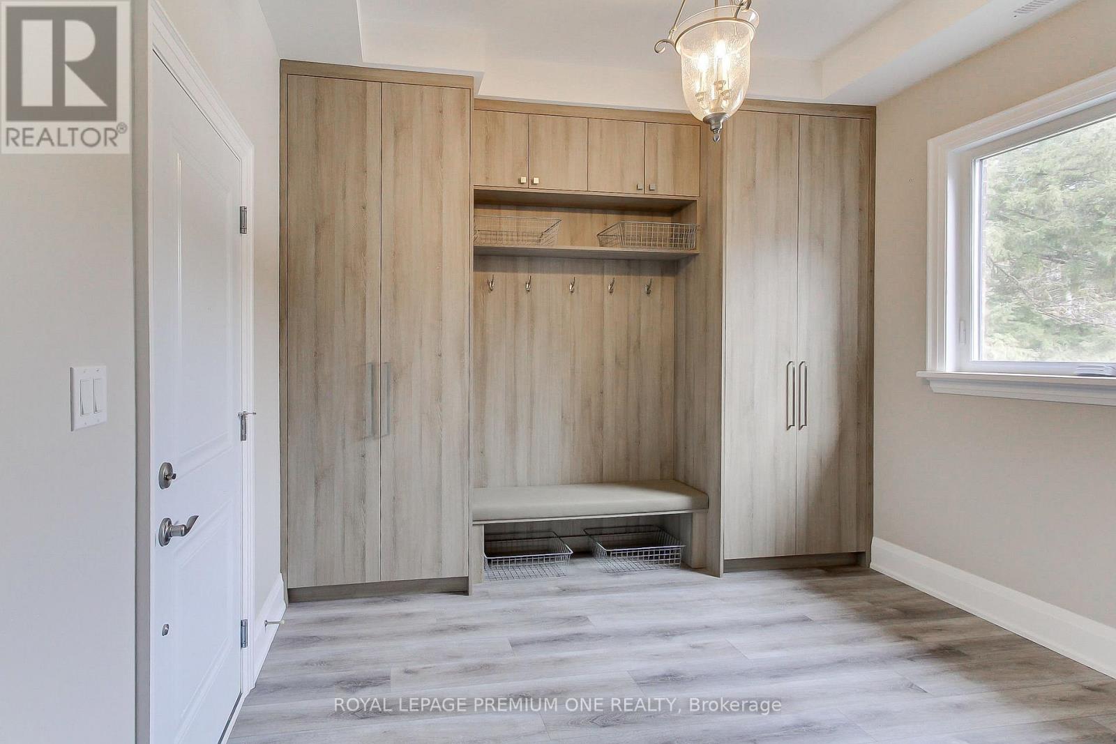 211 Pine Avenue, Caledon, Ontario  L7E 3S7 - Photo 32 - W12923440