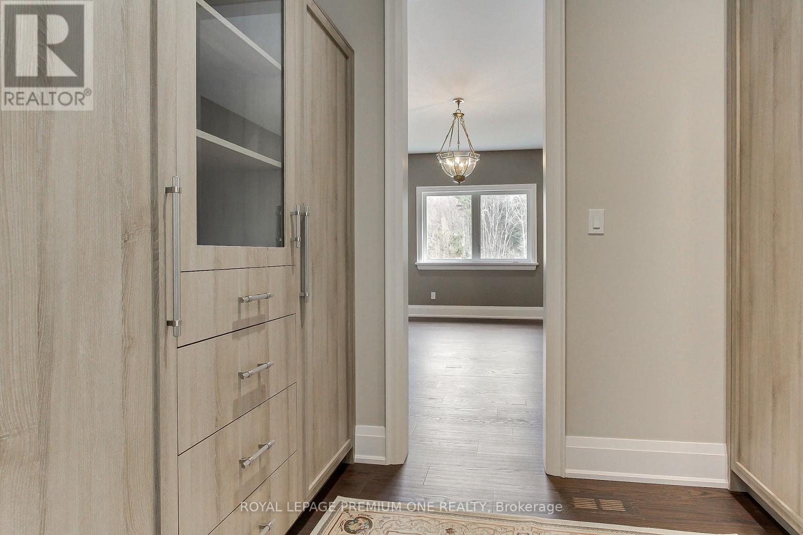 211 Pine Avenue, Caledon, Ontario  L7E 3S7 - Photo 23 - W12923440